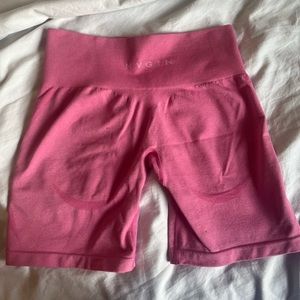 NVGTN Contour Seamless Shorts, Size S, Color: Bubblegum Pink